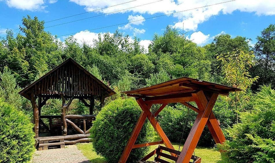 Готель «Квітка Закарпаття» — територія