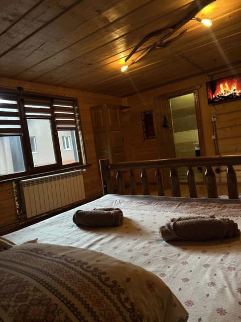 Ліжко й вихід до санвузла