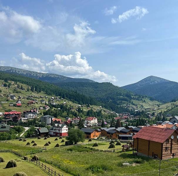 Комплекс «Затишний двір» — територія